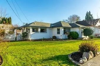 436 Wells Ave N, Renton, WA 98057