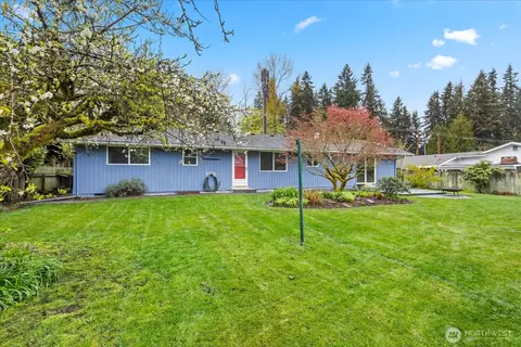 Exterior - 10831 35th Ave SE, Everett, WA 98208 photo 4 of 11
