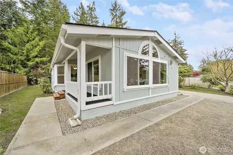 2090 Victoria Ave, Port Townsend, WA 98368
