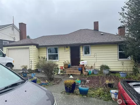 2822 W Elmore Pl, Seattle, WA 98199