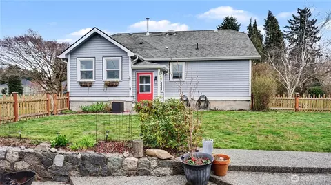 Exterior - 44927 228th Ave SE, Enumclaw, WA 98022 photo 5 of 6