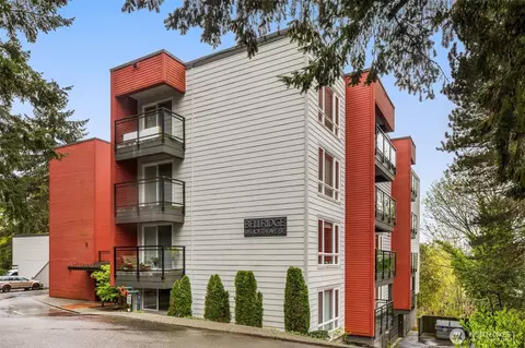 145 105th Ave SE #25, Bellevue, WA 98004