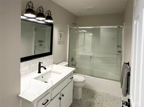 Bath - 611 E Joseph Ave, Spokane, WA 99208 photo 1 of 1