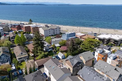 2443 55th Ave SW #2A, Seattle, WA 98116