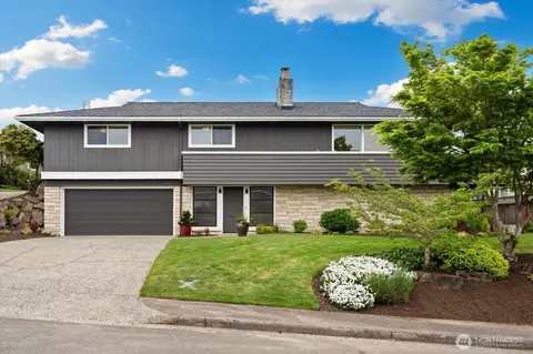 1908 122nd Ave SE, Bellevue, WA 98005