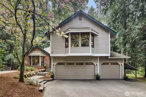 20525 NE 68th St, Redmond, WA 98053