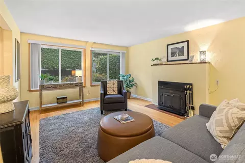 10850 26th Ave S, Seattle, WA 98168