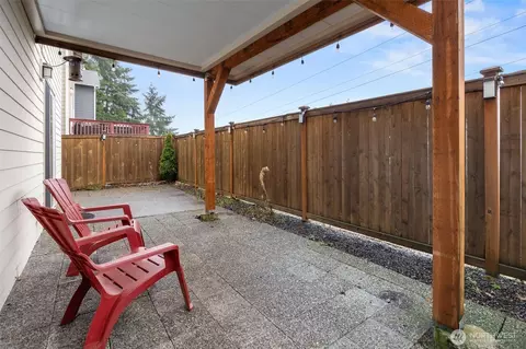 Exterior - 23718 43rd Dr SE, Bothell, WA 98021 photo 2 of 3