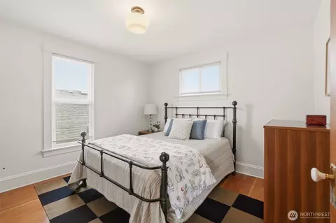 Bedroom - 2115 Rockefeller Ave, Everett, WA 98201 photo 4 of 5