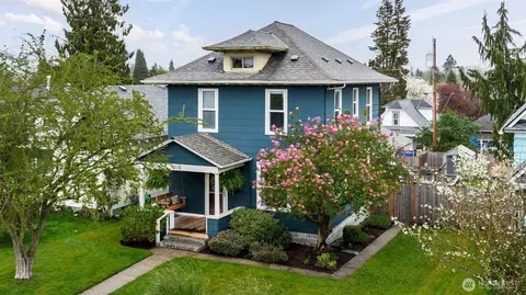 Exterior - 2115 Rockefeller Ave, Everett, WA 98201 photo 12 of 12