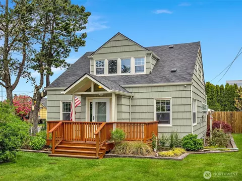 4116 L Pl, Seaview, WA 98644