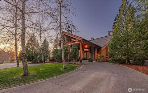 42732 284th Ave SE, Enumclaw, WA 98022