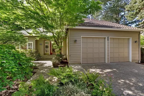 3320 165th Pl NE, Bellevue, WA 98008