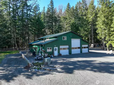 104 Luna Ln, Packwood, WA 98361