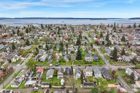 View/Area - 2011 Oakes Ave, Everett, WA 98201 photo 7 of 8