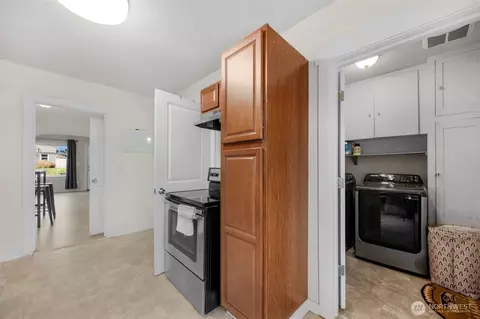 Other - 2011 Oakes Ave, Everett, WA 98201 photo 5 of 10