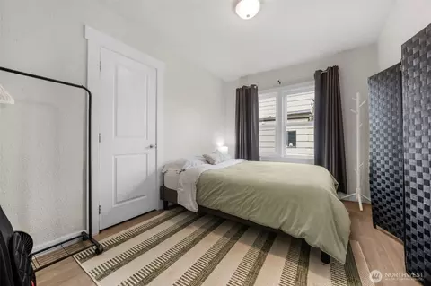 Bedroom - 2011 Oakes Ave, Everett, WA 98201 photo 1 of 3