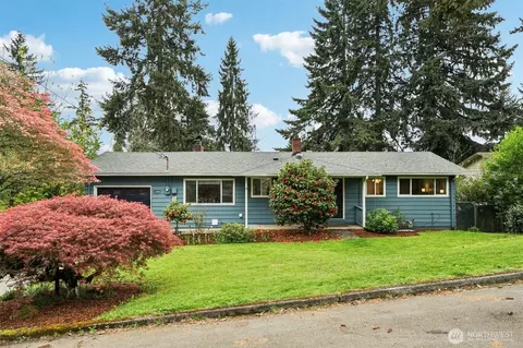 1403 NE 65th St, Vancouver, WA 98665