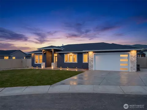 2244 Brinley Ct, East Wenatchee, WA 98802