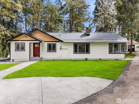 1362 Carr Blvd, Bremerton, WA 98312