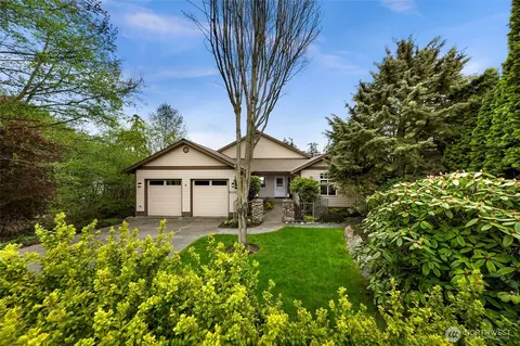 5043 Bradshaw Rd, Freeland, WA 98249