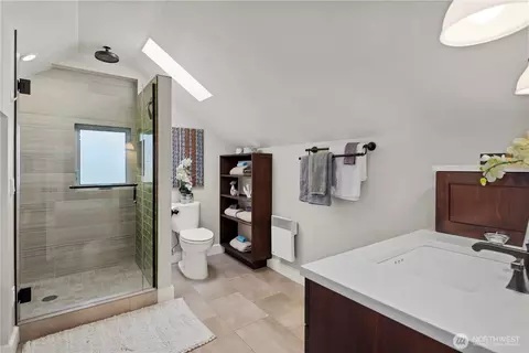 Bath - 2221 Virginia, Everett, WA 98201 photo 1 of 3