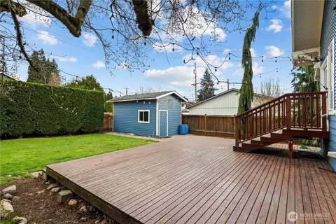 Exterior - 2221 Virginia, Everett, WA 98201 photo 4 of 11