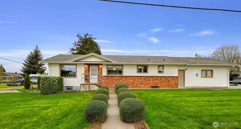 1401 E St, Lynden, WA 98264
