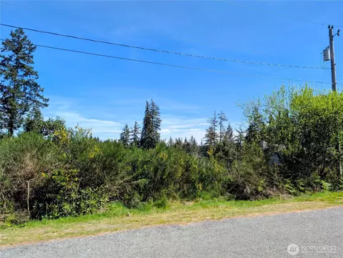 2501 195th Ave SW, Lakebay, WA 98349