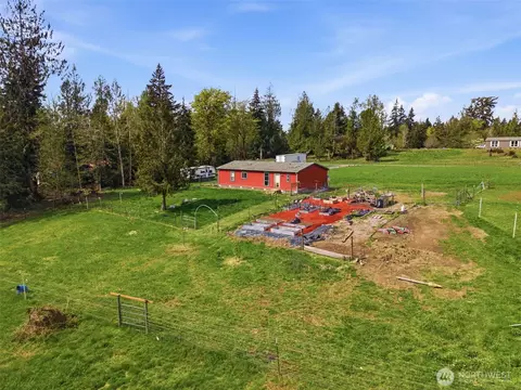 291 E Orchid Ln, Grapeview, WA 98546