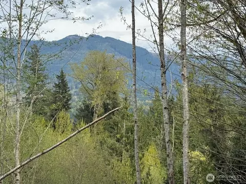 33115 37th Ave NE, Arlington, WA 98223