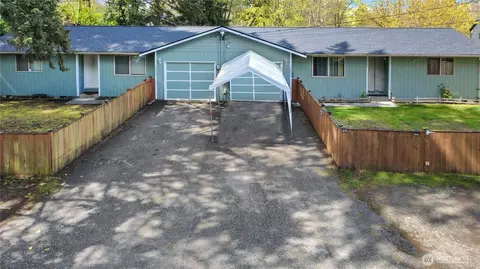 10002 10004 Barnes Ln S, Tacoma, WA 98444