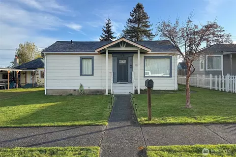1117 E 4th St, Port Angeles, WA 98362