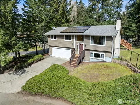 6811 36th Ave SE, Lacey, WA 98503