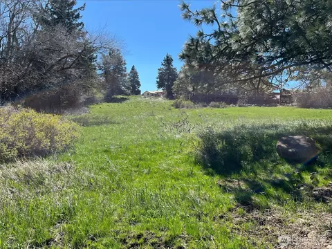 881 Sunlight Dr, Cle Elum, WA 98922