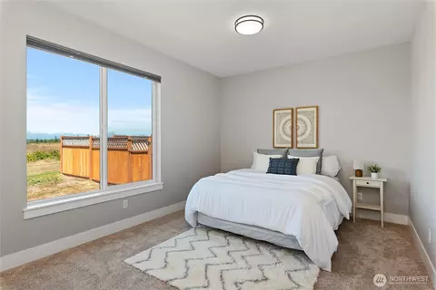Bedroom - 381 E Benson Ridge Rd, Grapeview, WA 98546 photo 1 of 8