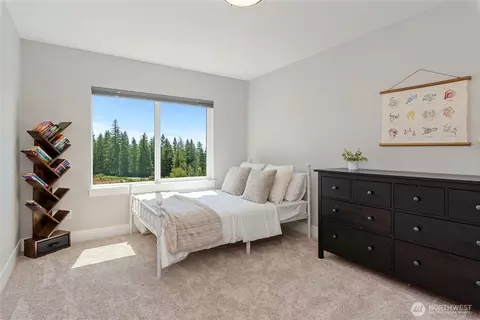 Bedroom - 381 E Benson Ridge Rd, Grapeview, WA 98546 photo 5 of 8