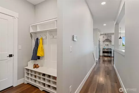 Entry Way - 381 E Benson Ridge Rd, Grapeview, WA 98546 photo 3 of 3