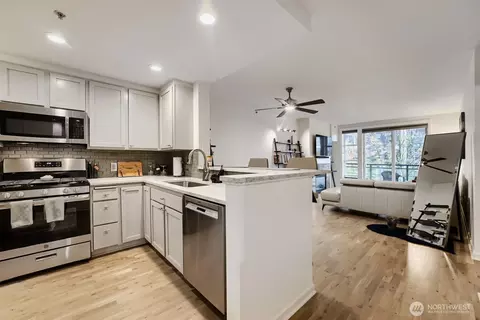 2607 Western Ave #355, Seattle, WA 98121