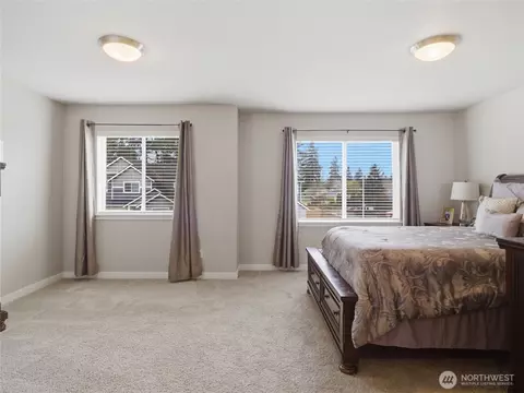 Bedroom - 16225 8th Ave E, Spanaway, WA 98387 photo 4 of 10