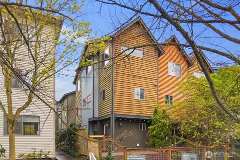 5937 California Ave SW #C, Seattle, WA 98136