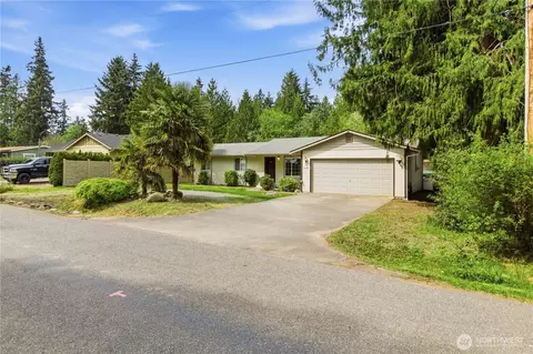 9407 202nd Ave E, Bonney Lake, WA 98391
