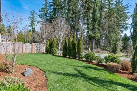 Exterior - 237 234th Pl SE, Bothell, WA 98021 photo 2 of 4