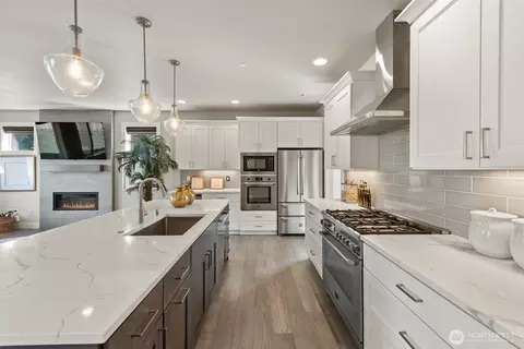 Kitchen - 237 234th Pl SE, Bothell, WA 98021 photo 3 of 3