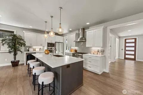 Kitchen - 237 234th Pl SE, Bothell, WA 98021 photo 2 of 3
