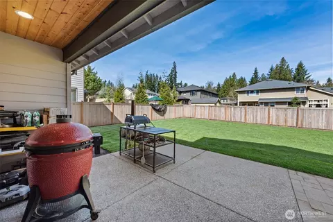 Exterior - 237 234th Pl SE, Bothell, WA 98021 photo 4 of 4