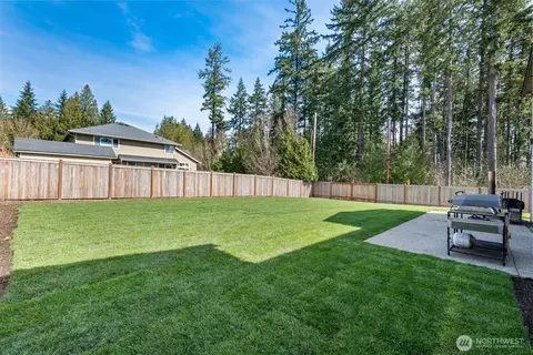 Exterior - 237 234th Pl SE, Bothell, WA 98021 photo 3 of 4