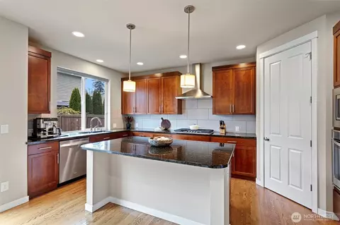 Kitchen - 21614 36th Dr SE, Bothell, WA 98021 photo 2 of 5