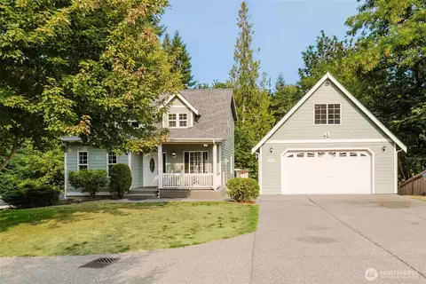 3193 Woods Rd E, Port Orchard, WA 98366