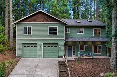 13 Black Bear Ct, Bellingham, WA 98229